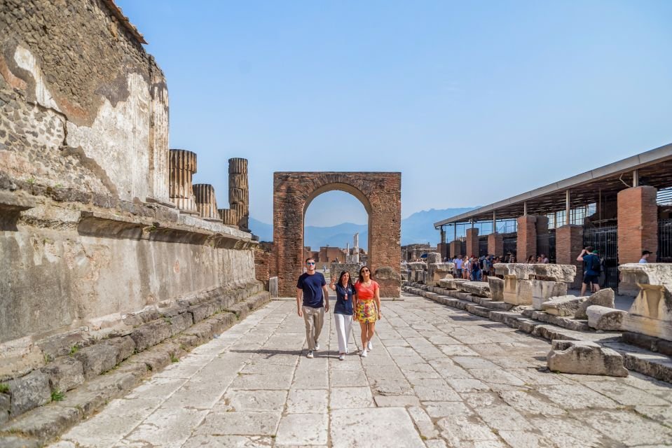 Amalfi to Pompeii Tour